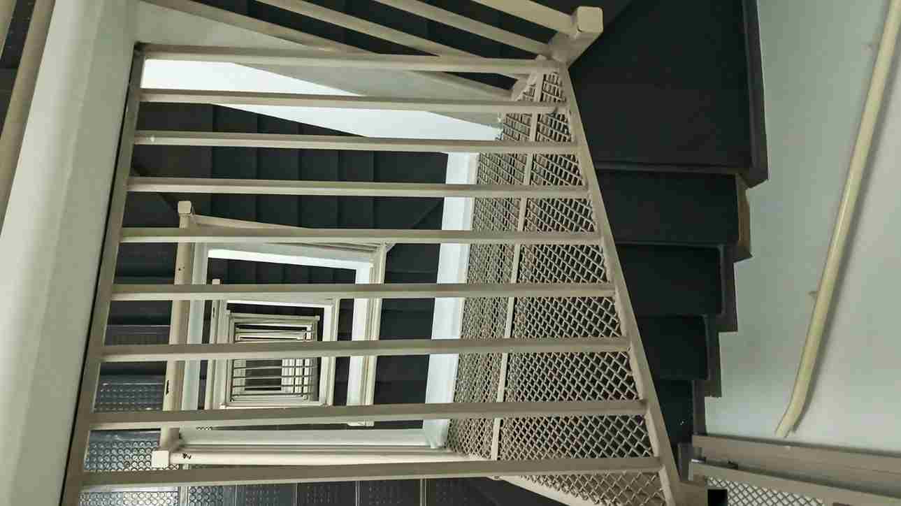 طراحی و ساخت سازه‌های ضدزلزله