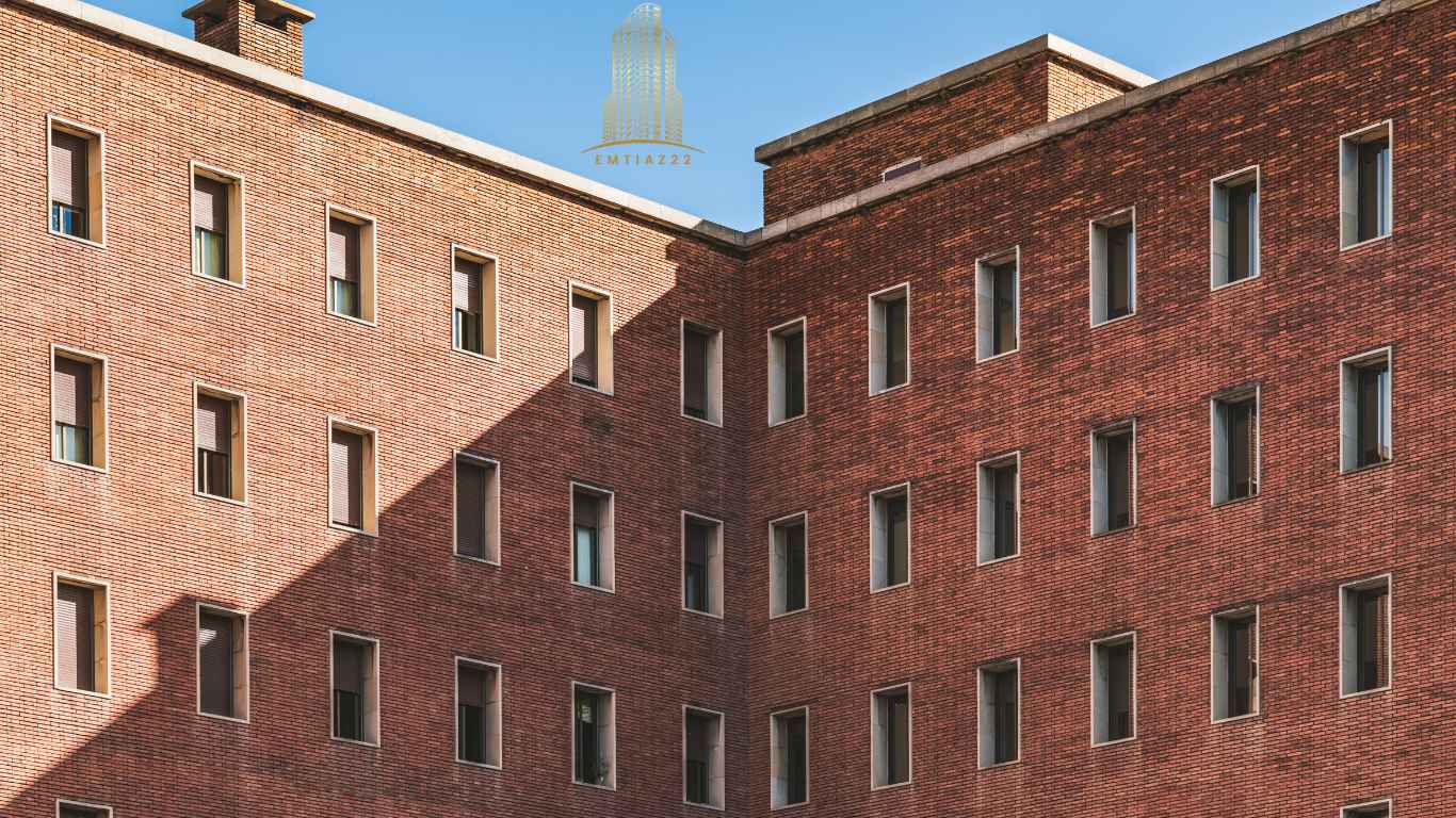 “مقایسه و بررسی روشهای نماپوشانی در ساختمانها: مزایا و معایب