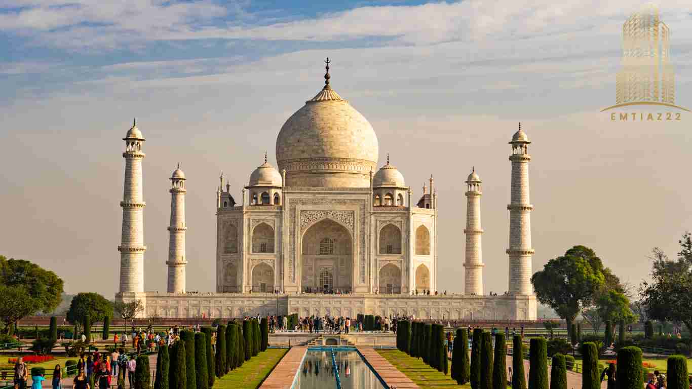 ساختمان‌های تاریخی و معروف