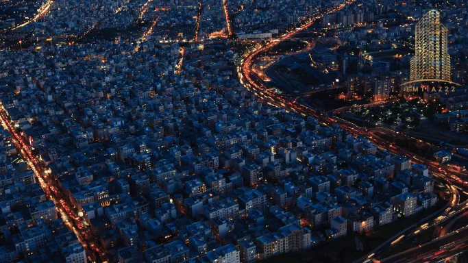 فناوری‌ هوشمند و کاهش مصرف انرژی در شهرهای شلوغ